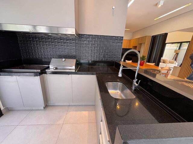 #17 - Casa para Venda em São Paulo - SP - 2