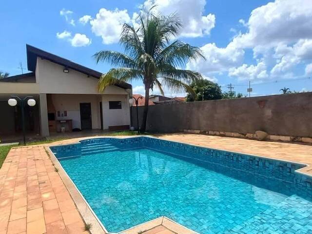 #37 - Casa para Venda em Bauru - SP