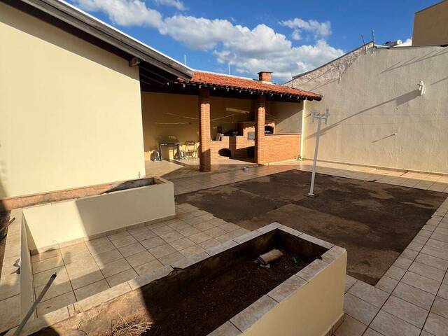 #77 - Casa para Venda em Bauru - SP