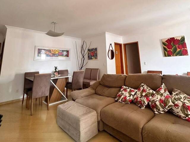 #87 - Apartamento para Venda em Bauru - SP