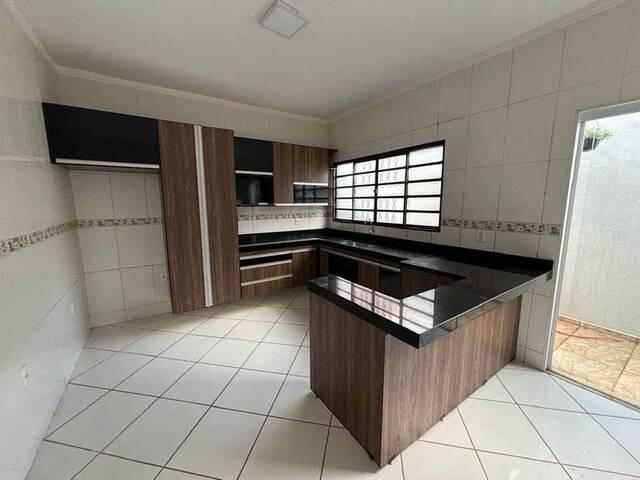 #102 - Casa para Venda em Bauru - SP
