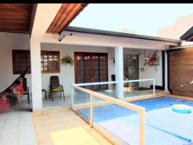 #103 - Casa para Venda em Bauru - SP